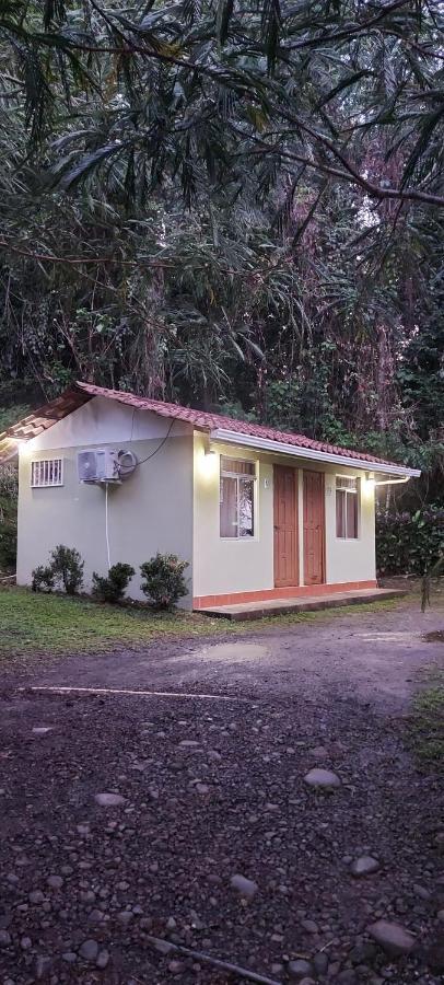 Hostal Y Cabinas Anita-And Rafting Tour! Siqurres Da Alegria Экстерьер фото
